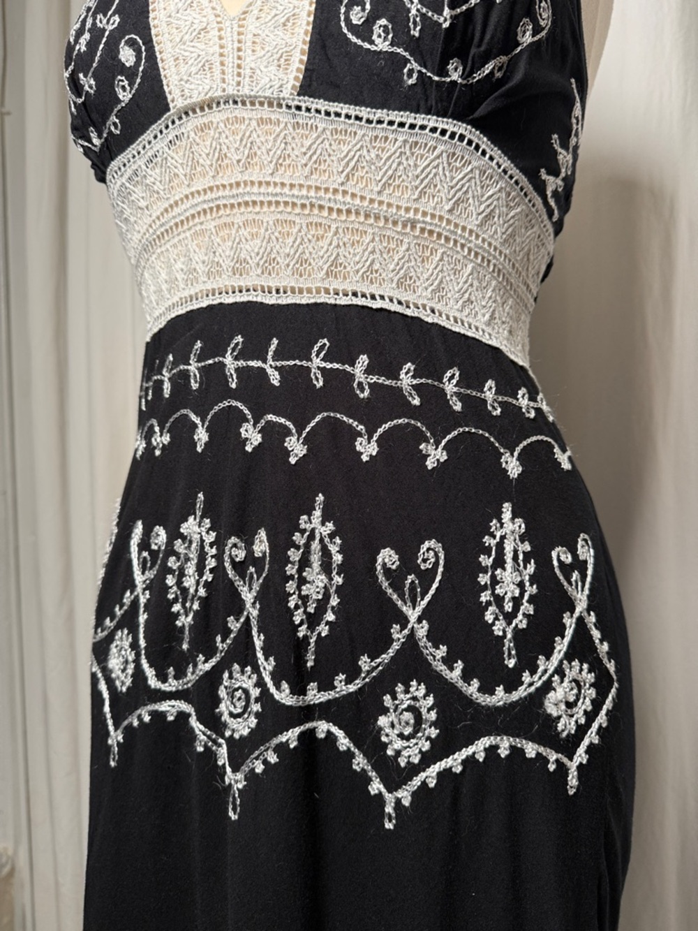 Black Embroidered Halter Midi Dress - White Detailing - Picture 7 of 8